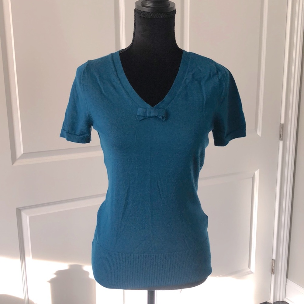 Banana Republic short sleeve sweater